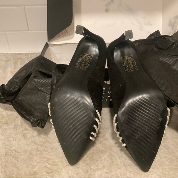 White House black market Pearl accent Laurie pump 8.5 - Picture 2 of 3
